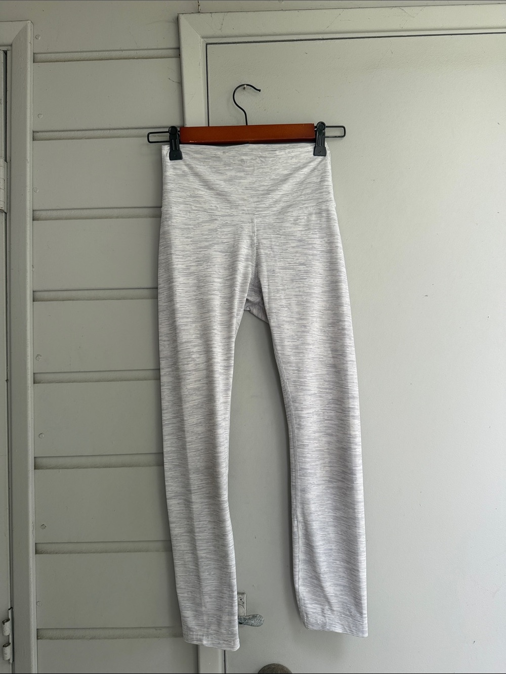 lululemon athletica Heathered Light Gray High-Rise Leggings